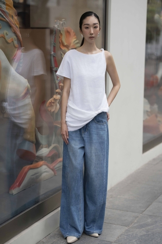 ASYMMETRIC TWIST SHOULDER TOP