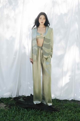 SILK PLEATED STRAIGHT-LEG PANTS