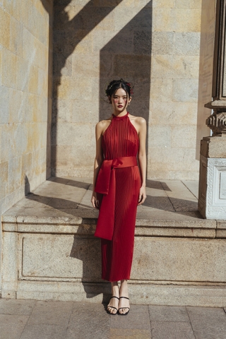 Đầm yếm Hồng Cơ