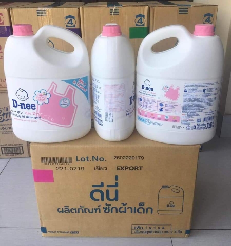 Nước giặt Dnee