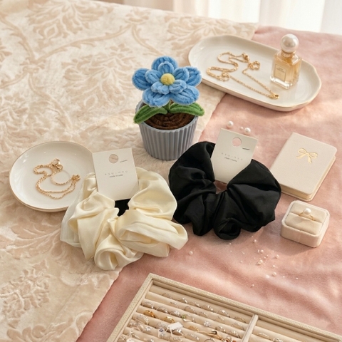 Scrunchies lụa viền voan 033UX