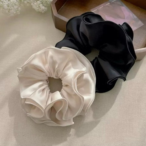 Scrunchies lụa đen trắng bèo NH