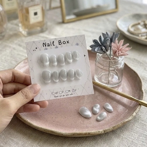 Nail box mắt mèo KL