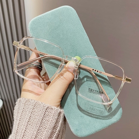 Kính giả cận gọng 3 trái tim