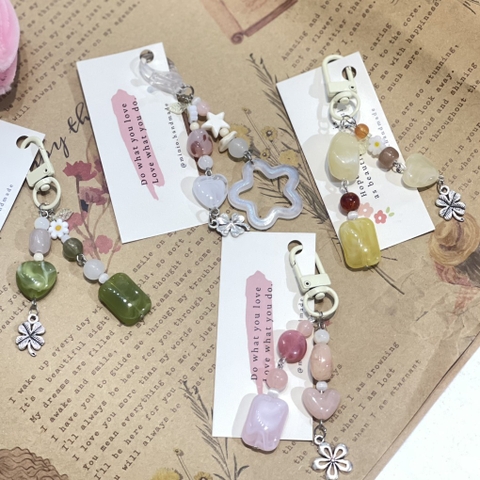 Móc khoá handmade mix mẫu M