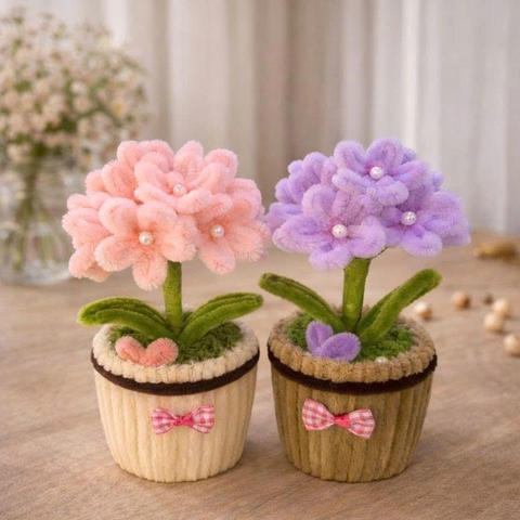 Chậu hoa tú cầu kẽm nhung