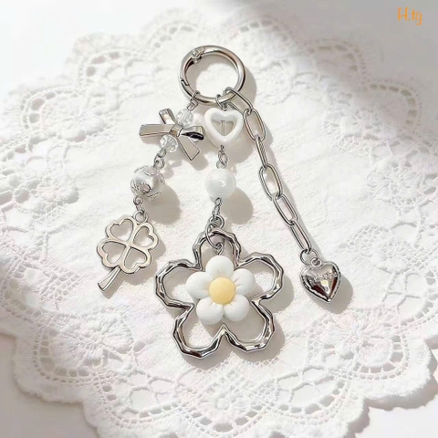 Móc khoá hoa lồng đôi