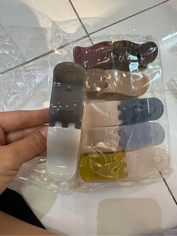 Kẹp 5 răng màu trơn VP