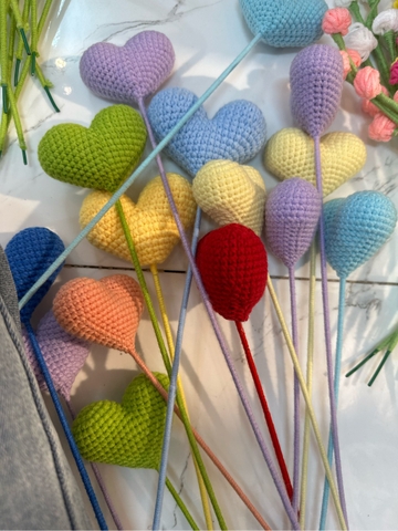 Hoa len trái tim NU