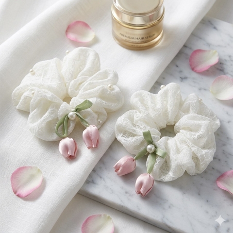 Scrunchies ren mềm tulip ngọc trai