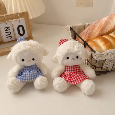 Cừu mặc váy kẻ nhỡ