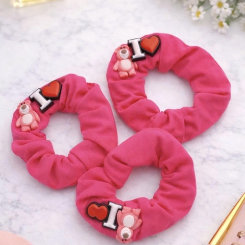 Scrunchies gắn charm DH