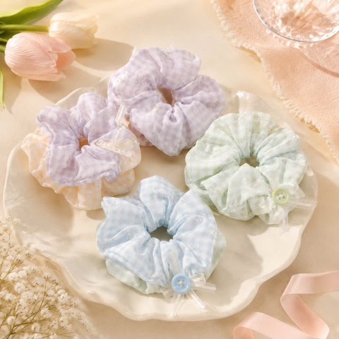 Set 2 scrunchies nơ hạt nút