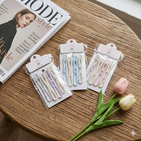 Set 4 kẹp mỏ vịt nơ Kitty