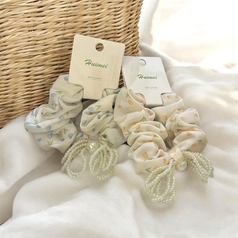 Scrunchies hoa nhí nơ ngọc trai UX