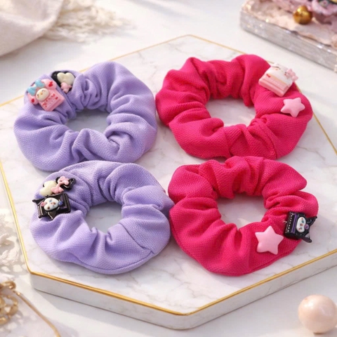 Scrunchies gắn charm PM