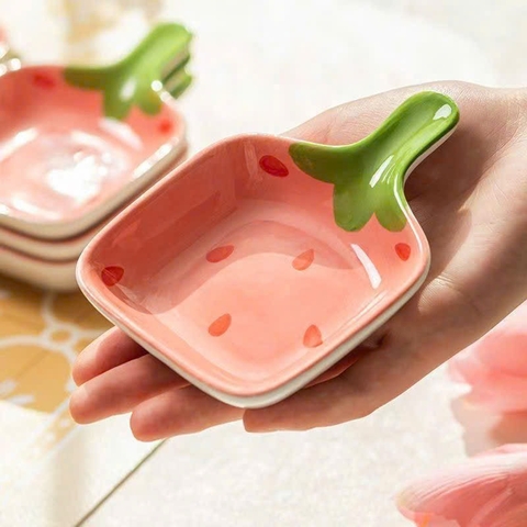 Chén đựng nước chấm dâu tây