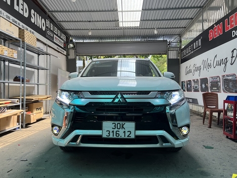 Độ bi pha cos và bi gầm Mitsubishi Outlander