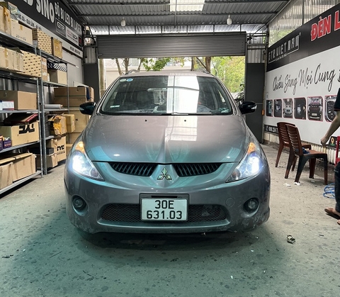 Độ bi pha cos Mitsubishi Grandis