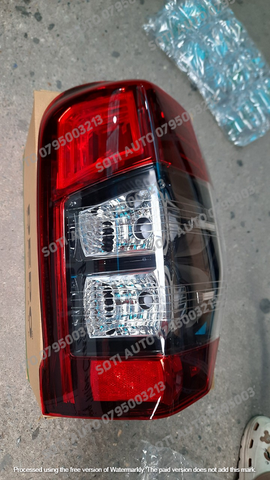 Đèn hậu Mitsubishi Triton 2021 không LED - hàng DEPO