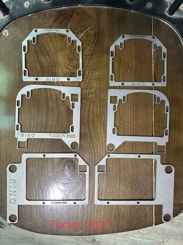 Pát gắn đèn Tucson 2022