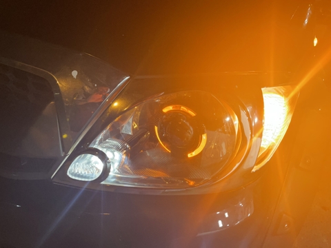 Độ bi pha cos, độ Led xi nhan Toyota Hillux