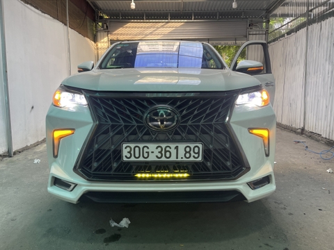 Độ bi pha cos, độ Led xi nhan Toyota Fortuner