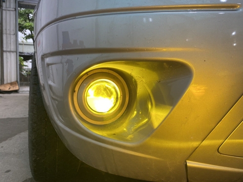 Độ bi gầm Ford Transit