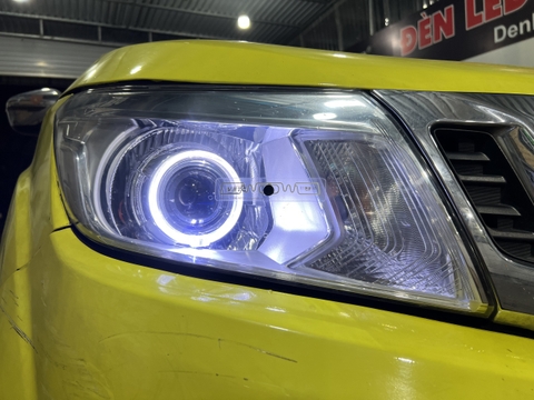 Độ bi pha và bóng Led cho Nissan Navara