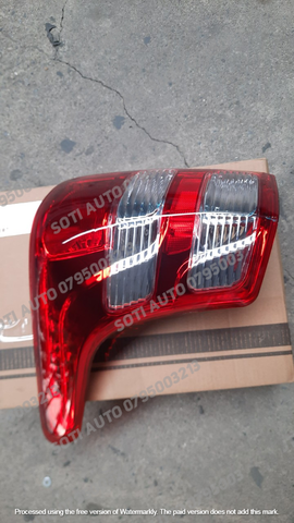 Đèn hậu Mitsubishi Triton(15-17)