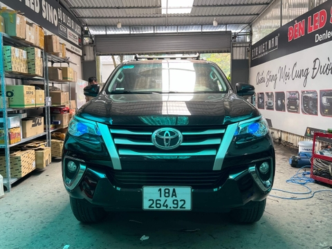 Độ bi pha cos Toyota Fortuner