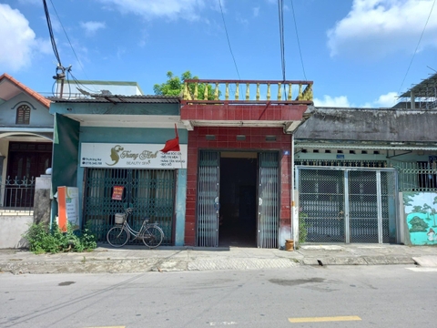 M921 - Nhà mặt tiền kinh doanh - khu 2 - Quang Trung