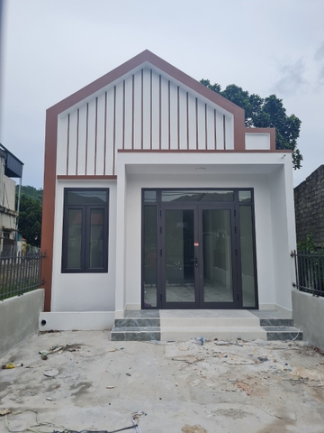 M958 - Nhà mặt tiền kinh doanh nhỏ - khu 2 - Bắc Sơn