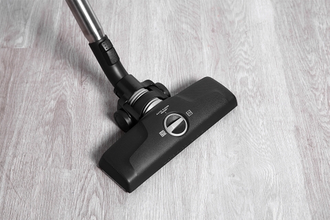 Máy hút bụi dạng hộp Electrolux EFC71611