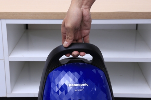 Máy hút bụi Panasonic MC-CG371AN46