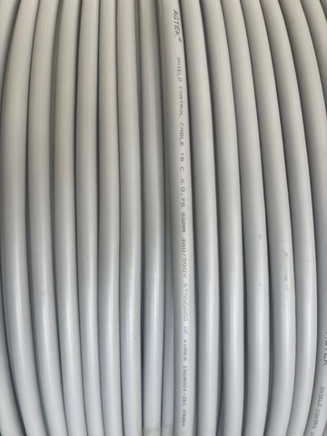 Có lưới 16x0.75 - Dây cáp điều khiển có lưới chống nhiễu RVVP 16x0.75 AGTEK