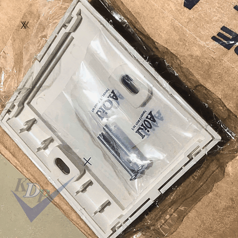 Mặt che trơn vuông 86x86 V20S1830X lioa