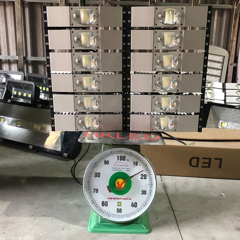 Đèn pha module COB Oem Philips - 600W (12*50w)