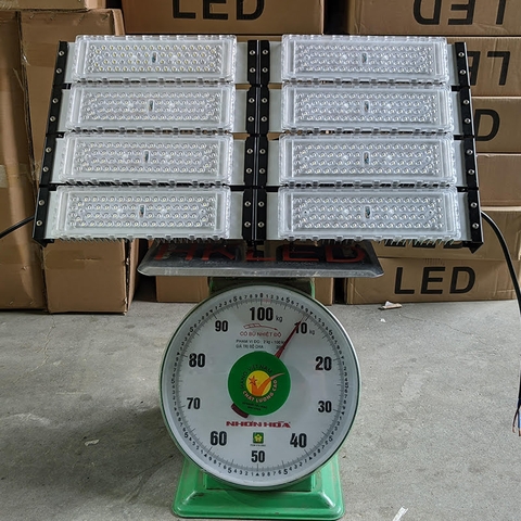 Đèn pha module SMD Bridgelux - 400W (50w*8)