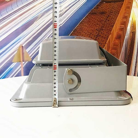 Đèn pha rọi xám ngoài trời 150W - hộp nguồn sau (3*50w)