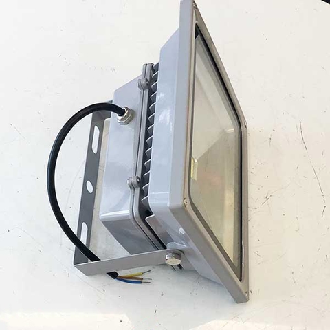Đèn pha rọi xám ngoài trời 30W - hộp nguồn sau (1*30w)