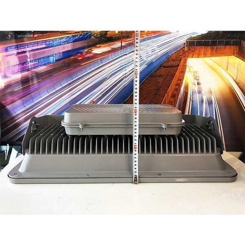 Đèn pha rọi xám ngoài trời 400W - hộp nguồn sau (8*50w)