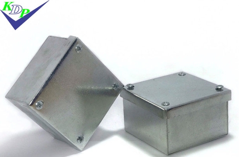 Hộp nối sắt fullbox(kín) 100x100x50 kín không đục lỗ  mạ kẽm nhúng nóng