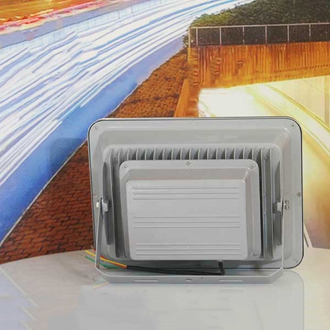 Đèn pha rọi xám ngoài trời 100W - hộp nguồn sau (2*50w)