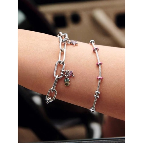 Vòng tay pan me xích phối charm nhỏ bạc