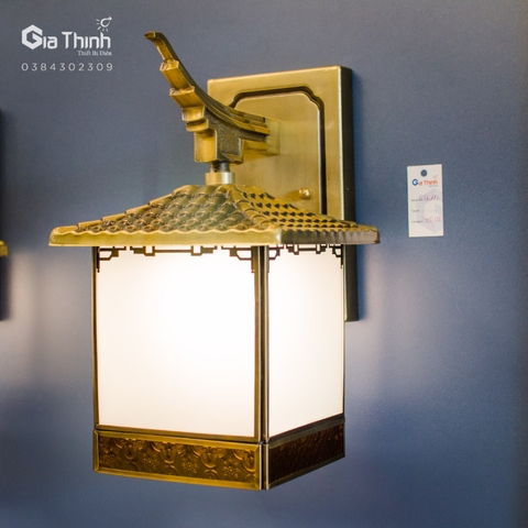 Đèn đồng gắn tường - Chuẩn