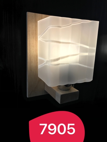 Đèn trang trí 7905