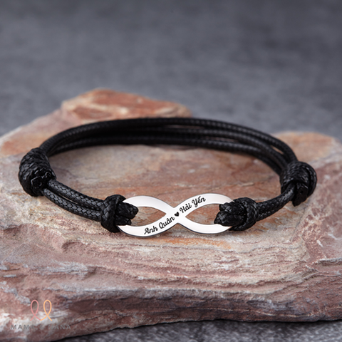 Vòng Tay Da Cho Nam Với Charm Vô Cực Khắc Chữ Theo Yêu Cầu