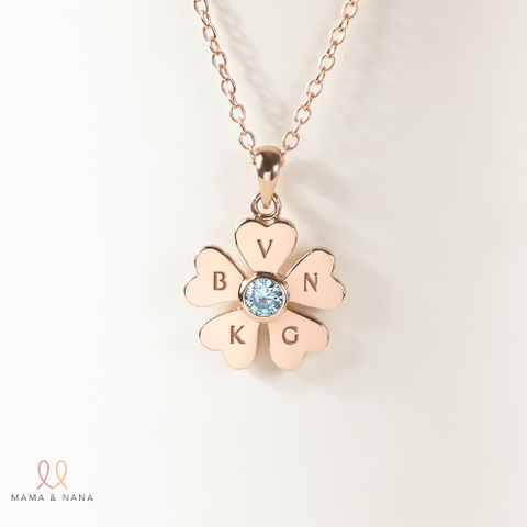 Dây Chuyền Khắc Chữ Cái Đầu Tên Gia Đình Ý Nghĩa (3 - 5 lá) - VMN24