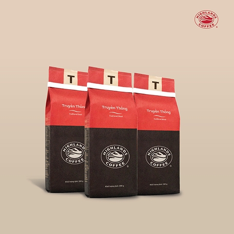 Combo 3 Gói Cà Phê Rang Xay Truyền Thống Highlands Coffee 200g/gói